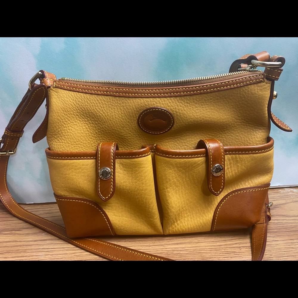 Dooney & Bourke All Weather 2 Duck crossbody bag